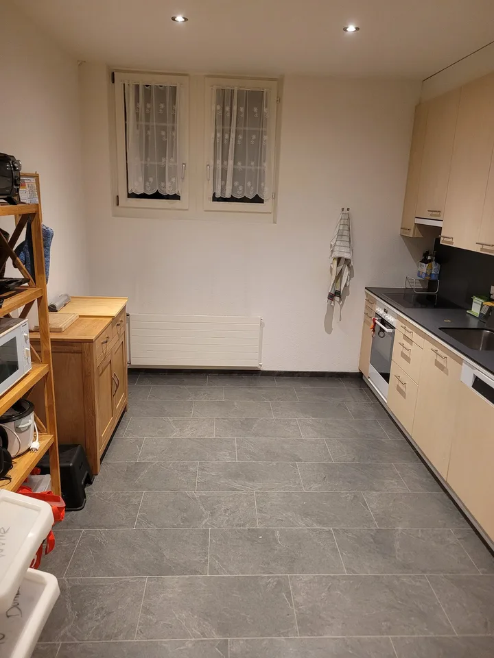 3½ ZI-WOHNUNG IN ENGGISTEIN (BE), MÖBLIERT, TEMPORÄR