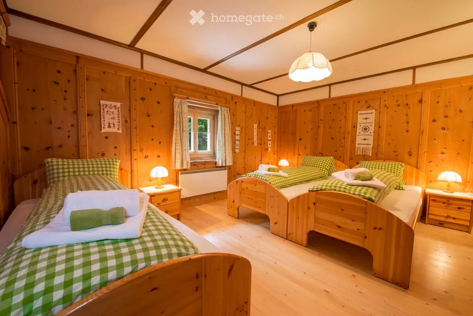Charmantes 6-Zimmer-Engadinerhaus in Scuol – Historisches Bijou zur Dauermiete