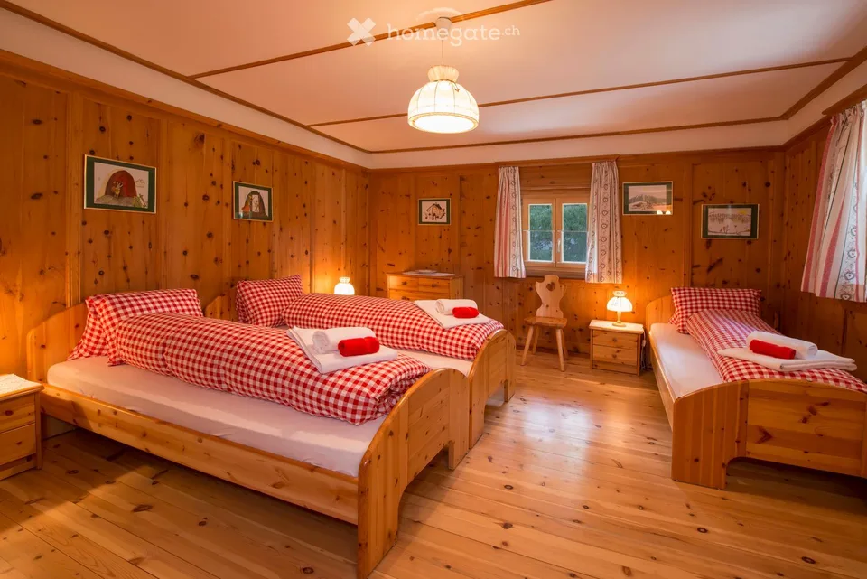 Charmantes 6-Zimmer-Engadinerhaus in Scuol – Historisches Bijou zur Dauermiete