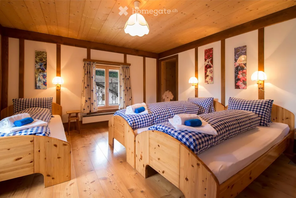 Charmantes 6-Zimmer-Engadinerhaus in Scuol – Historisches Bijou zur Dauermiete