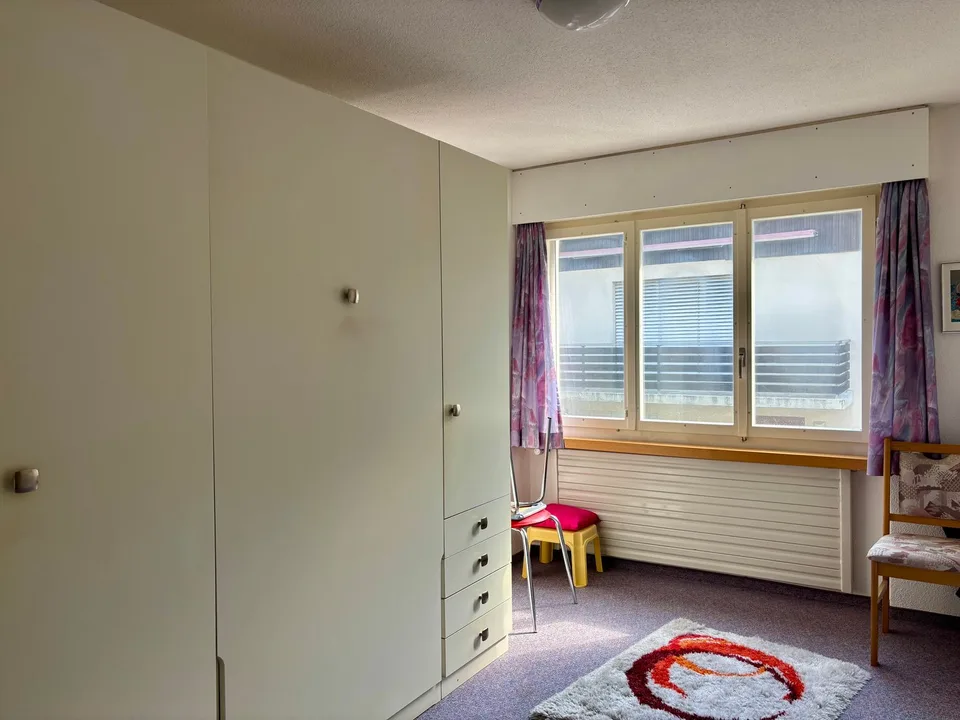 Single-family house with studio apartment in central location in Schattdorf