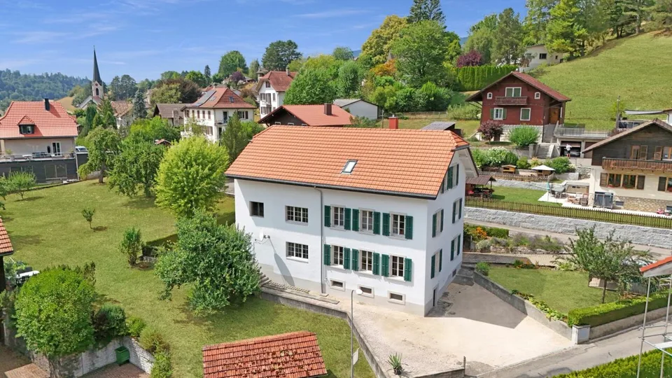 Haus mit zwei Wohnungen - Ein Potenzial, das sich an Ihre Wünsche anpasst