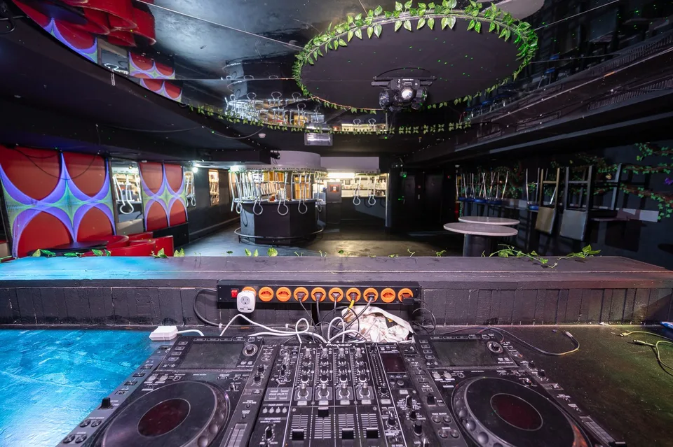 Club / Bar / Eventlokal zu vermieten an guter Lage in Unteriberg
