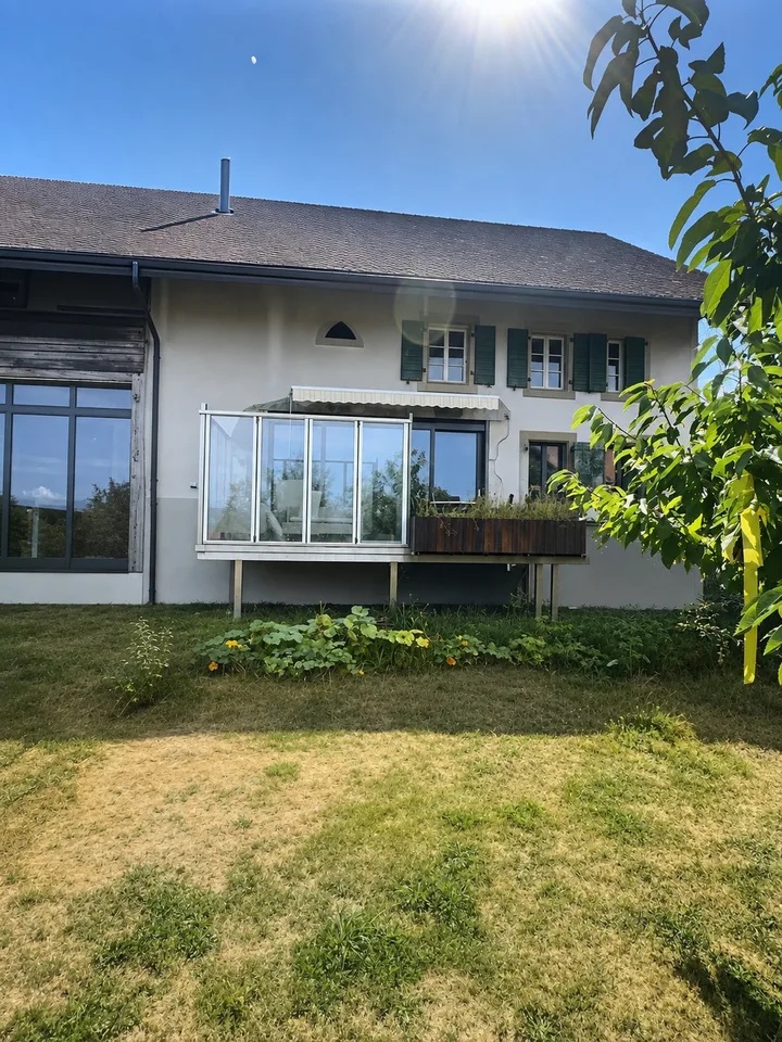 Grande maison en viager semi-occupé sans rente avec grand potentiel