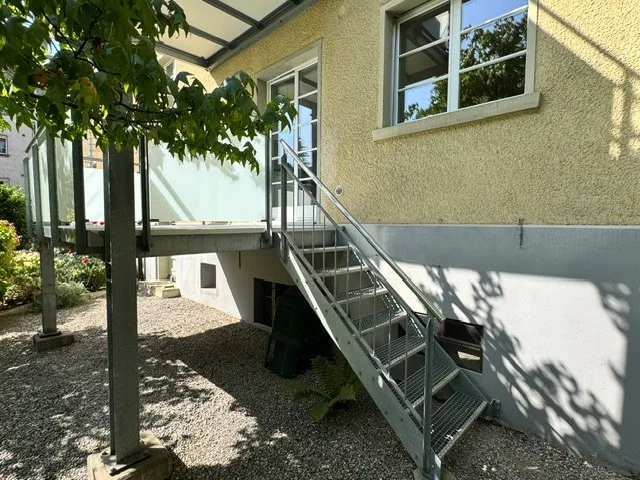 Grosszügige 3-Zimmer-Wohnung mit Gartenzugang