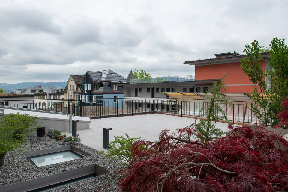 Mitten in Zürich: Neues Luxuriöses Townhouse mit Dachterrasse