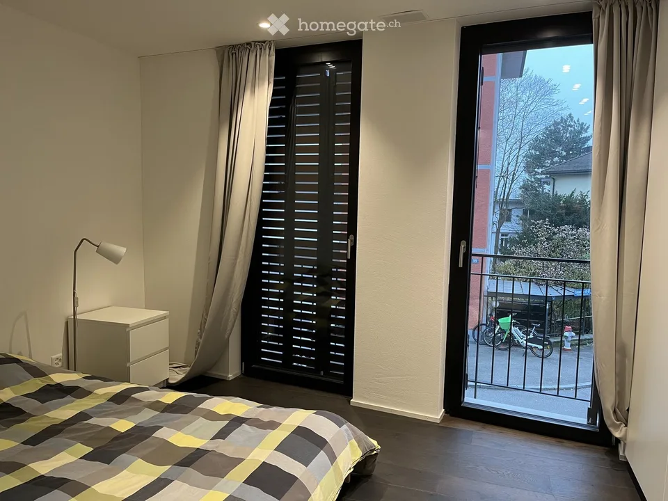 Mitten in Zürich: Neues Luxuriöses Townhouse mit Dachterrasse