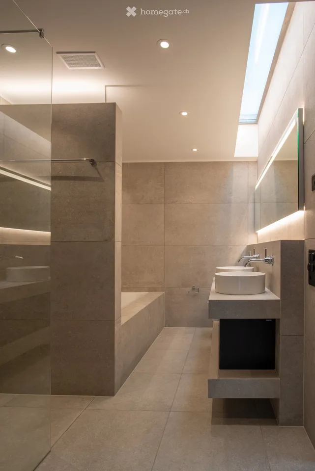 Mitten in Zürich: Neues Luxuriöses Townhouse mit Dachterrasse