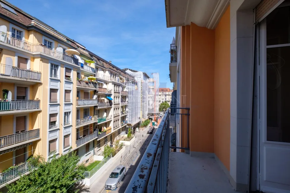 Rue des Lilas - 4 pièces d'env. 64 m² au 4ème étage