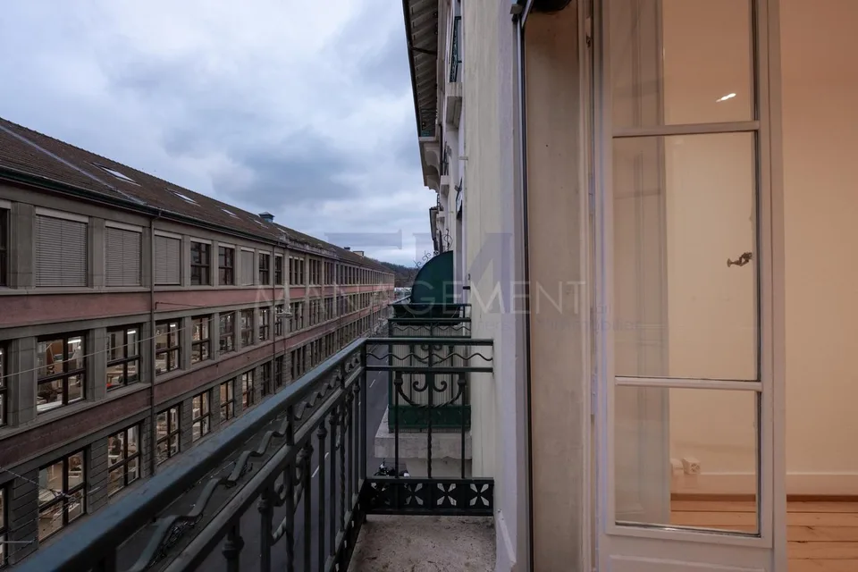 Avenue de la Jonction ? 3 pièces d'env. 54 m² au 5 ème étage