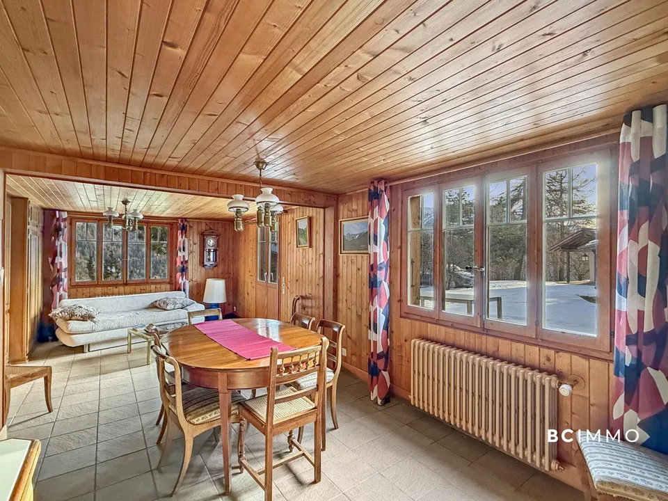 Grande chalet su un magnifico terreno