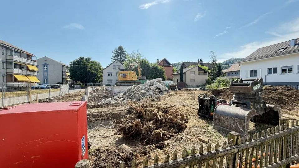 155 m2 Grosses Neubau-DEFH (Haus C), 6.5 DEFH, 3 Nasszellen, Garten, Sitzplatz, Carport & PP