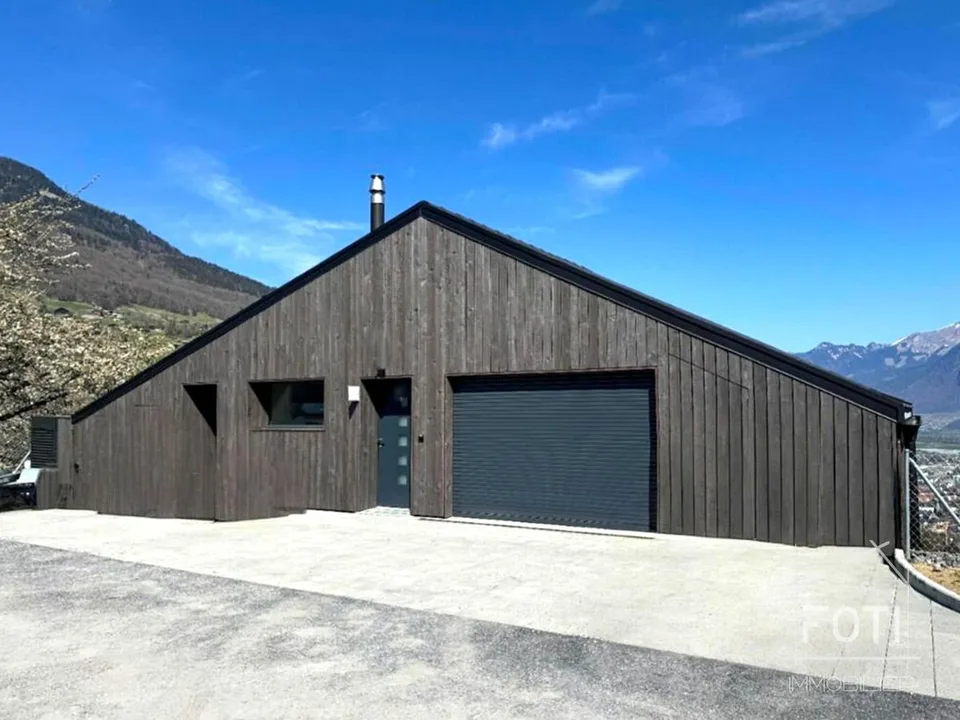 LOCATION-SALE: New individual villa with 4.5 rooms and beautiful view of the plain.