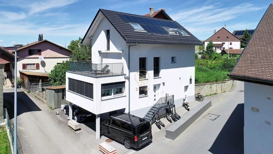 CHAVANNES-SUR-MOUDON - helles, individuelles Einfamilienhaus aus dem Jahr 2018 mit 6 Zimmern auf 3 Ebenen