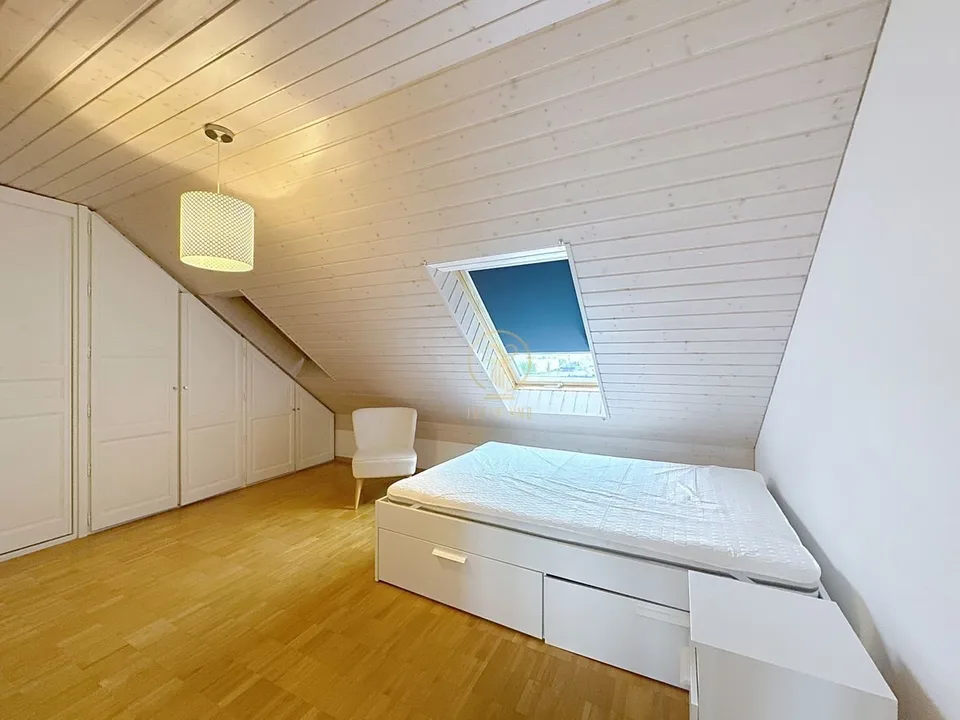 EPALINGES - EXCLUSIVE OPEN HOUSE 4.5-room apartment with spacious mezzanine