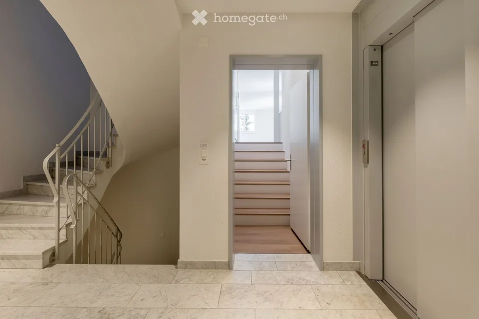Appartamento bellissimo di 4.5 locali con vista lago – appena ristrutturato