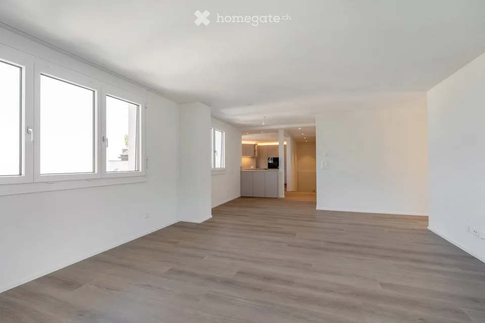 Appartamento bellissimo di 4.5 locali con vista lago – appena ristrutturato