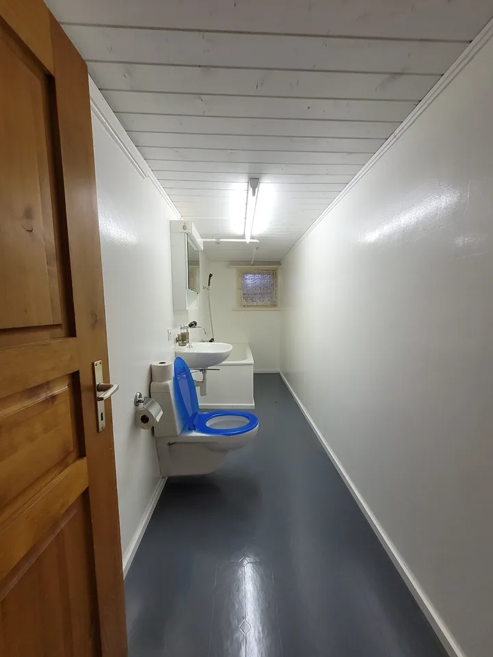 Charmant appartement 3.5 pièces dans une maison traditionnelle suisse à Küblis