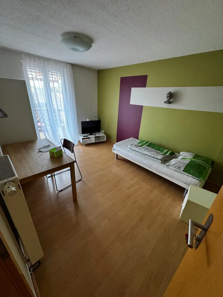 WG - Zimmer in Zug mit Balkon zu vermieten