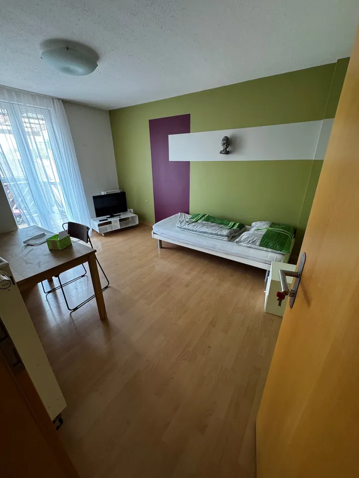 WG - Zimmer in Zug mit Balkon zu vermieten