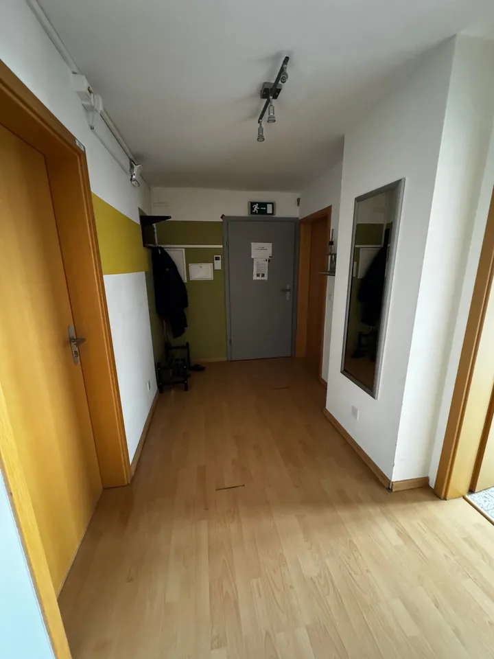 WG - Zimmer in Zug mit Balkon zu vermieten