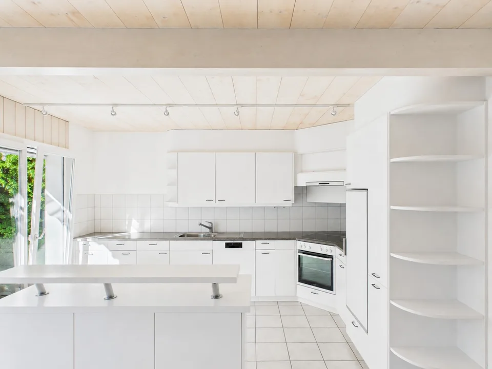 Maison située au calme près de la Töss avec un espace généreux.