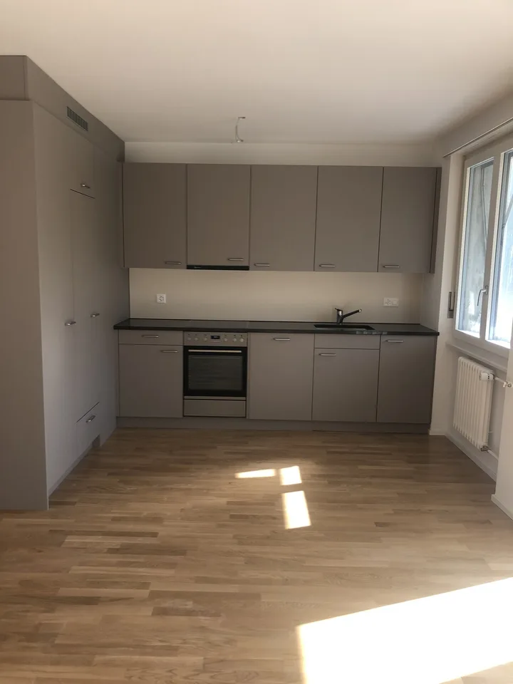 Sanierte Wohnung mit Balkon und Blick ins Grüne