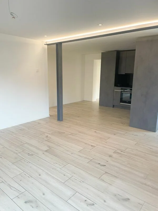 Renovierte 3.5 Zimmer-Gartenwohnung inkl. PP