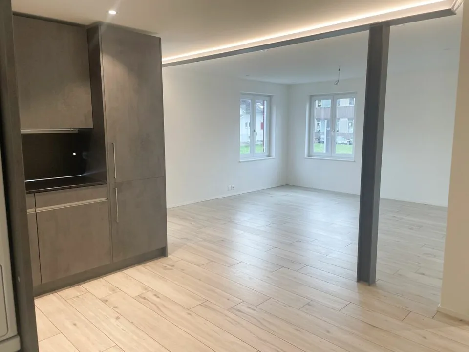 Renovierte 3.5 Zimmer-Gartenwohnung inkl. PP