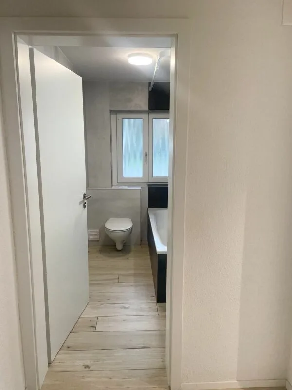 Renovierte 3.5 Zimmer-Gartenwohnung inkl. PP