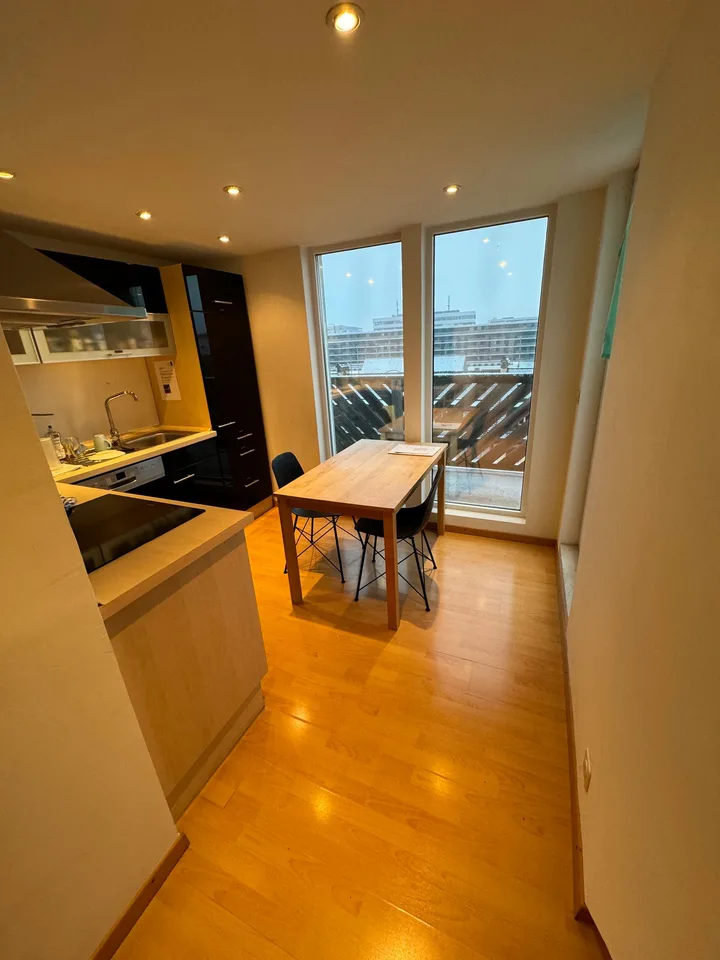 Chambre en colocation avec terrasse privée au dernier étage