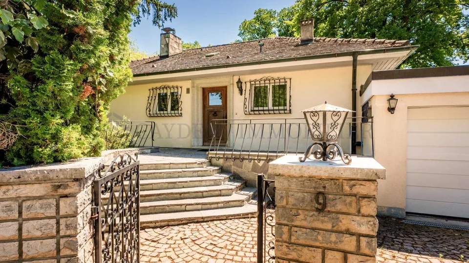 Splendide villa individuelle avec grand jardin