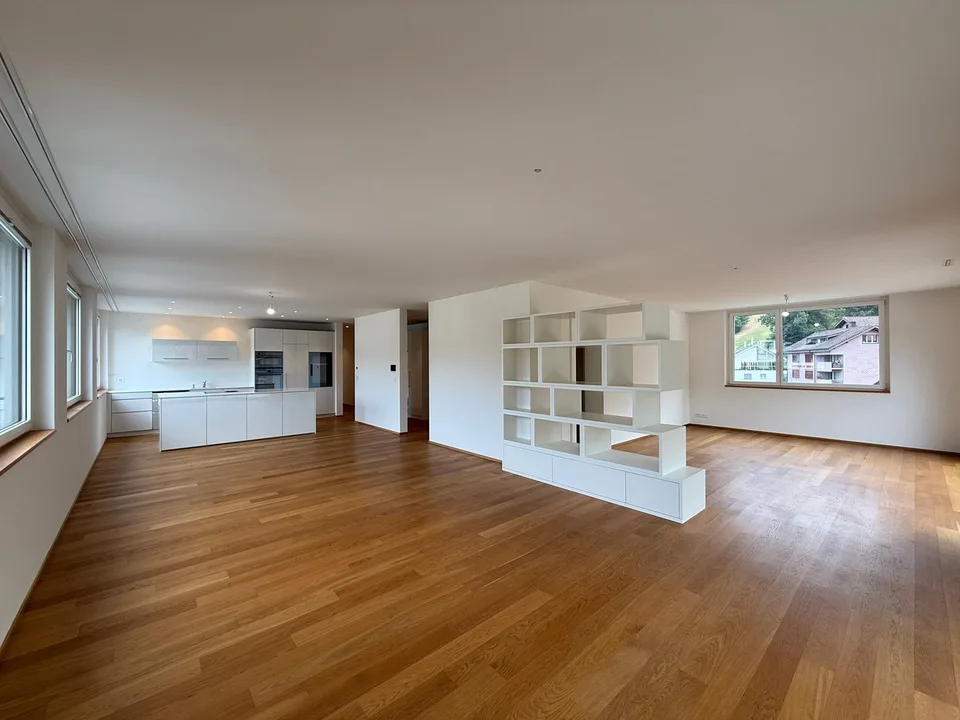 moderne 4.5-Zimmer-Attikawohnung im Bächlipark Wollerau