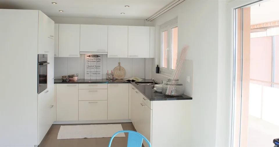 Helle und moderne 4.5-Zimmer-Erdgeschoss-Wohnung
