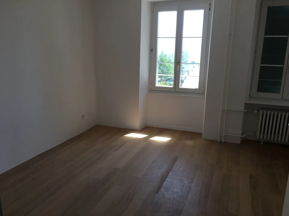 5 Zimmer Wohnung, 1009 Pully