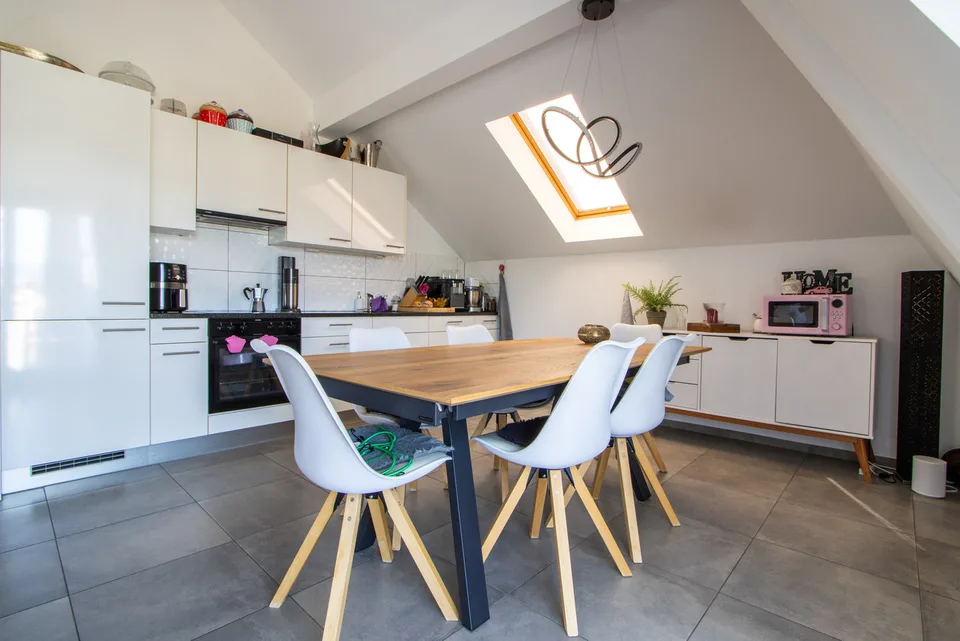 Schöne Dachwohnung mit sonniger Terrasse