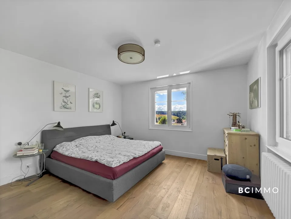 Bourgeois villa combining charm and comfort