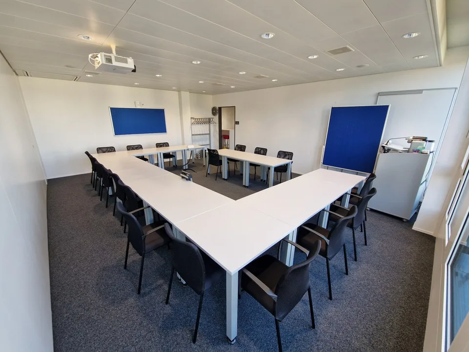Dernier espace de bureau/commercial libre - 466 m² de locaux aménagés en plein cœur du quartier