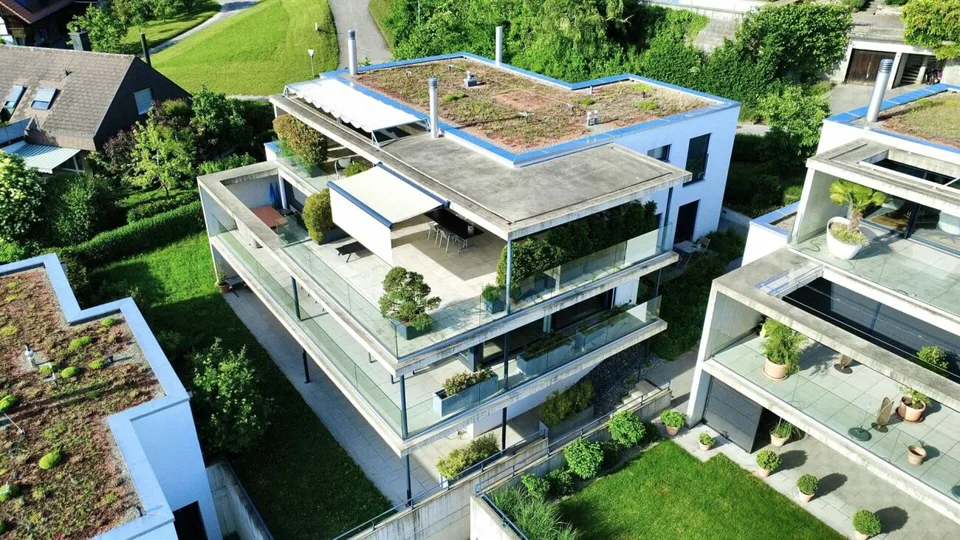 Hochwertiges Wohnen mit Whirlpool in moderner 6.5-Zimmer-Wohnung!