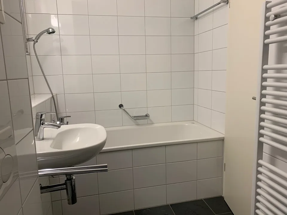 Charmante 2-Zimmerwohnung im Grünen - Ruhige Lage in Riehen