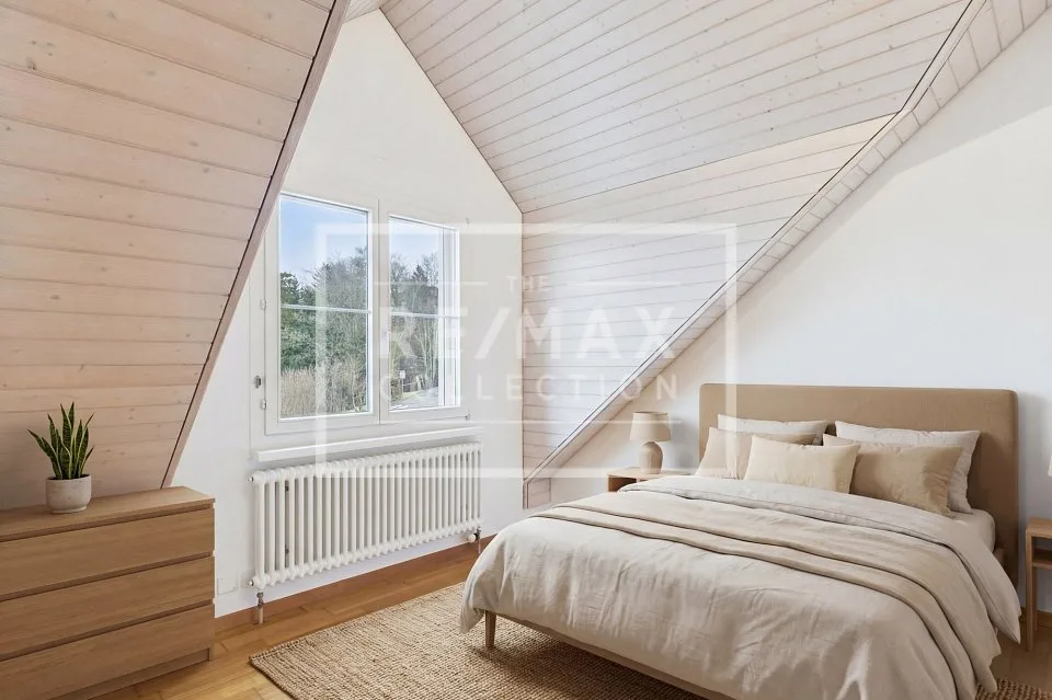 Sonnige Dachwohnung in Bonstetten mit Traum-Aussicht, nahe Zürich