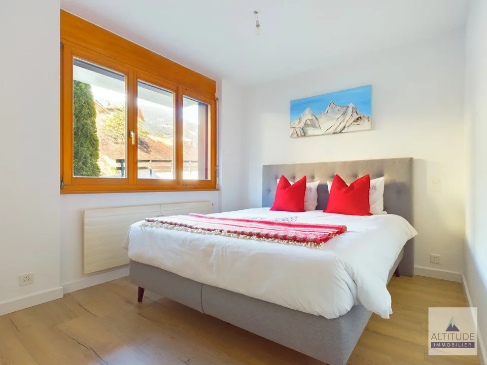 Apartment in the village of Mollens, offering a magnificent view of the mountains