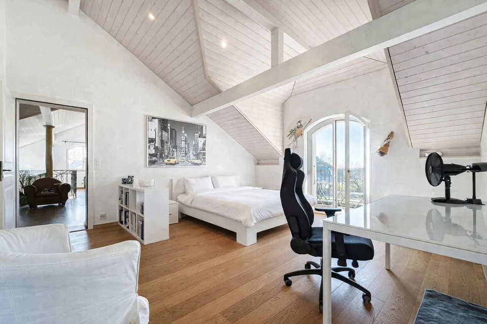 Prächtige südliche Villa mit Pool