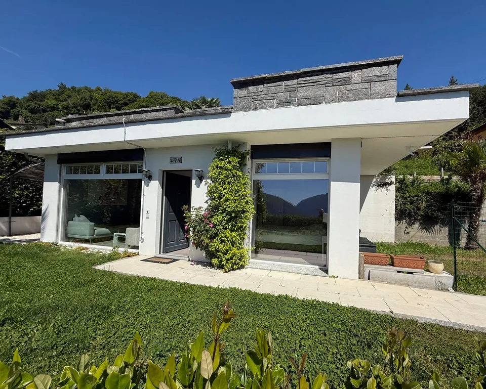 Rif 2026 - IN ALTA COLLINA - RESIDENZA SECONDARIA CON BELLA VISTA LAGO