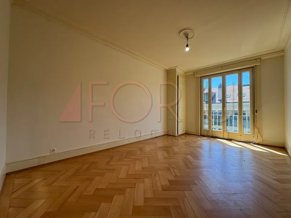 Bello appartamento di 4.5 locali agli Eaux-Vives (/!\ senza ascensore)