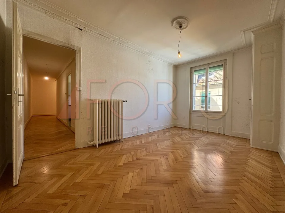 Bello appartamento di 4.5 locali agli Eaux-Vives (/!\ senza ascensore)