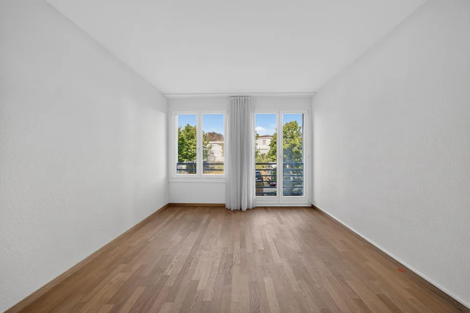 Living like in a single-family home - exclusive 5.5-room garden maisonette with sunny private garden