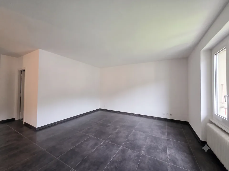 Beautiful 3.5-room modern and bright apartment with balcony - Le Locle