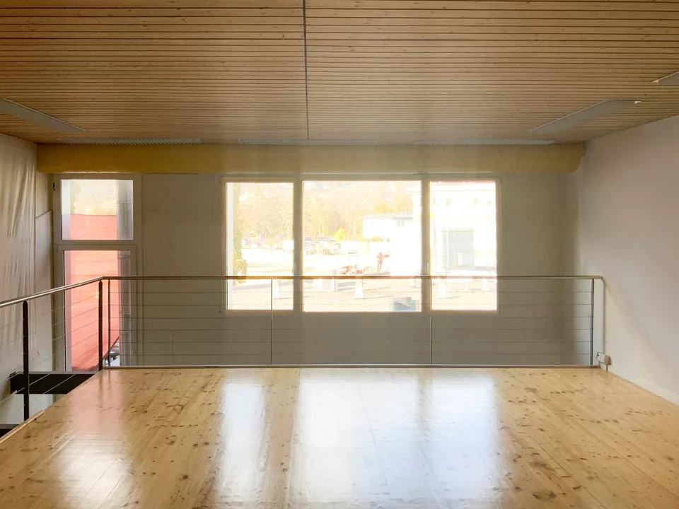 Grosse Wohnung / Loft Duplex zu vermieten in Nidau