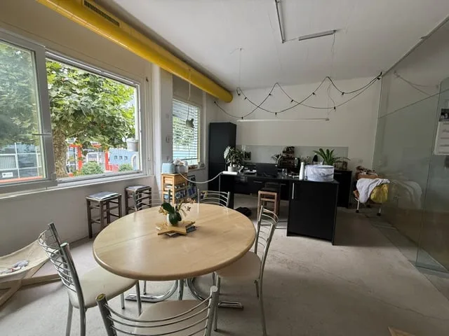 Grosse Wohnung / Loft Duplex zu vermieten in Nidau